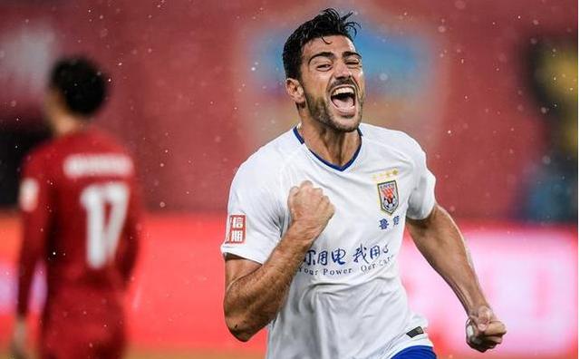  朗斯年轻门将横空出世，惊艳表现引发豪门关注目光